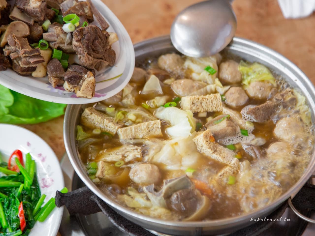 靠美食生活、高雄｜7間高雄羊肉爐、薑母鴨推薦，品嚐冬日最暖心的滋味