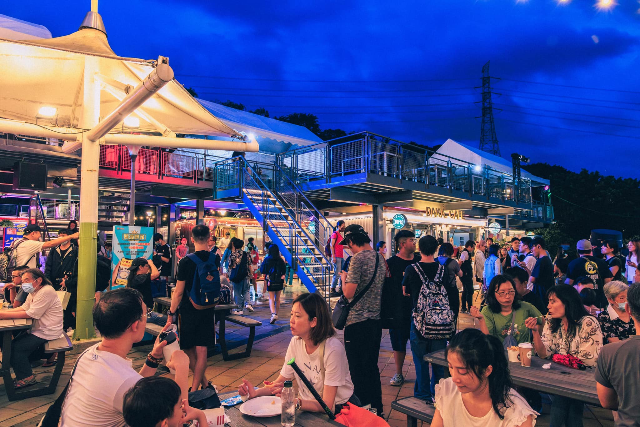 齊集１４家異國風餐飲、景觀噴泉　關渡碼頭貨櫃市集即起開幕