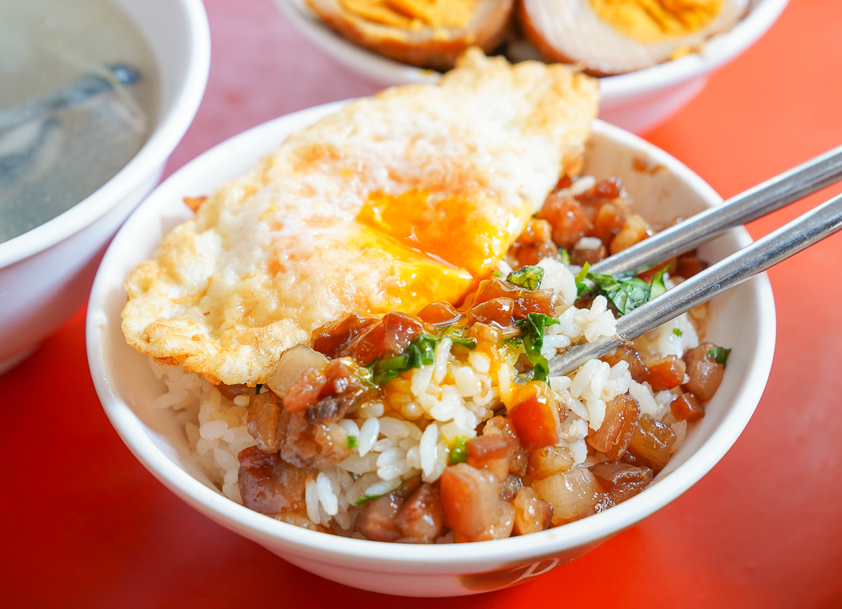 靠美食生活、高雄｜在地人名單！7間高雄人氣肉燥飯推薦