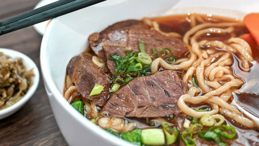 靠美食生活、新竹｜在地人最愛！新竹牛肉麵推薦清單Top7