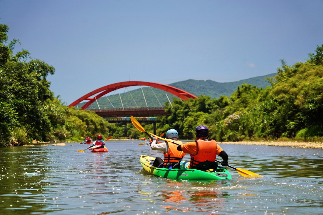 衝浪、SUP、獨木舟免費玩！　新北推39梯次水上活動體驗營5/25 12:00開搶