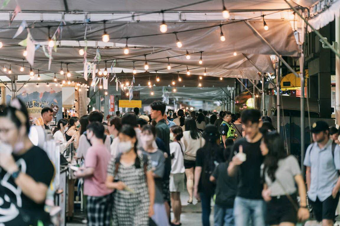 高雄美食月熱鬧滾滾！大港閱冰狂吸3萬人潮　鹹酥雞、奶茶接棒邪惡登場