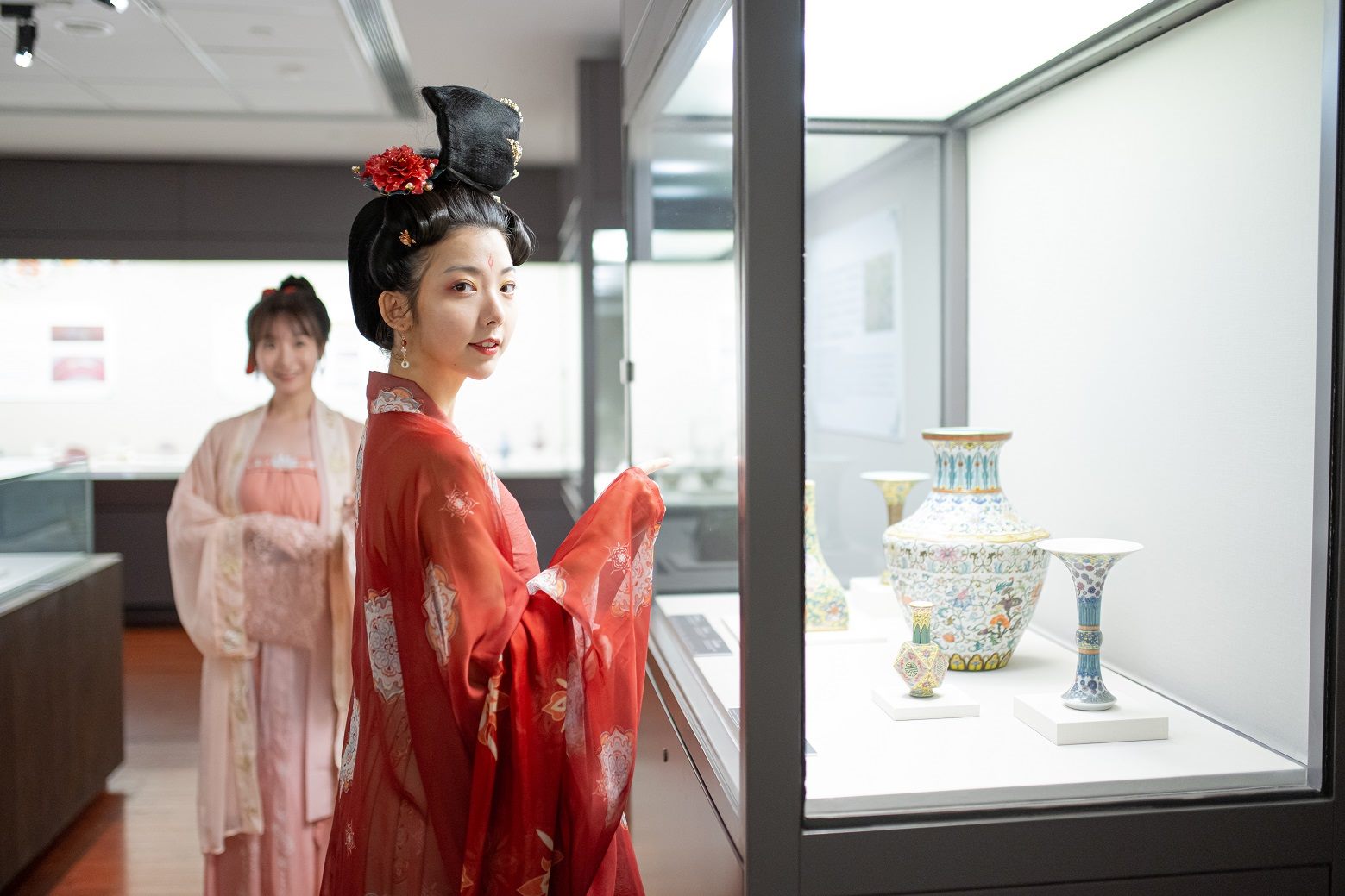 僅此一場！Cosplay夜遊故宮　扮裝踏入百年名畫宮廷世界